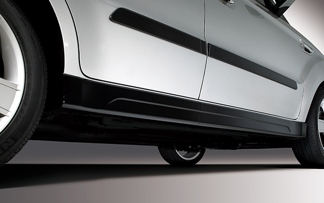 Kia Side Skirt B2F30AB500AH4